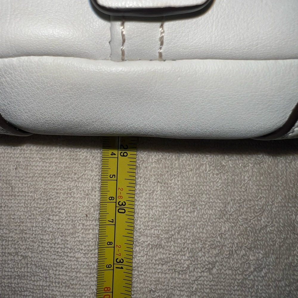 Coach Hadley Field Crossbody - A1481-F29763 - Picture 3 of 13